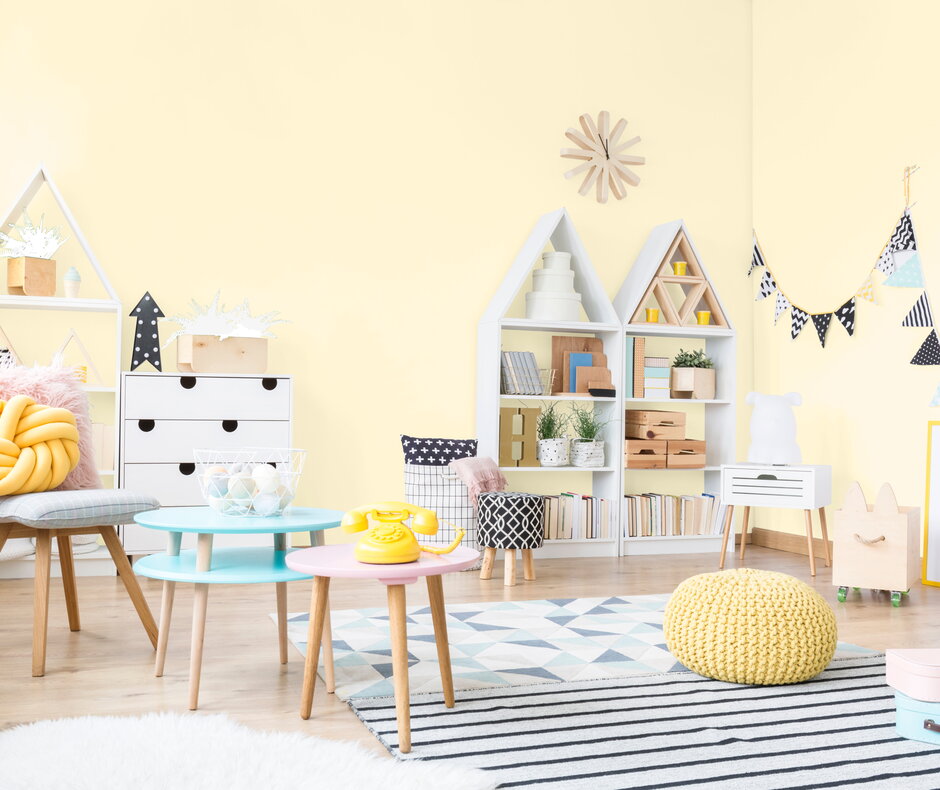 Gelbe Wandfarbe im Kinderzimmer