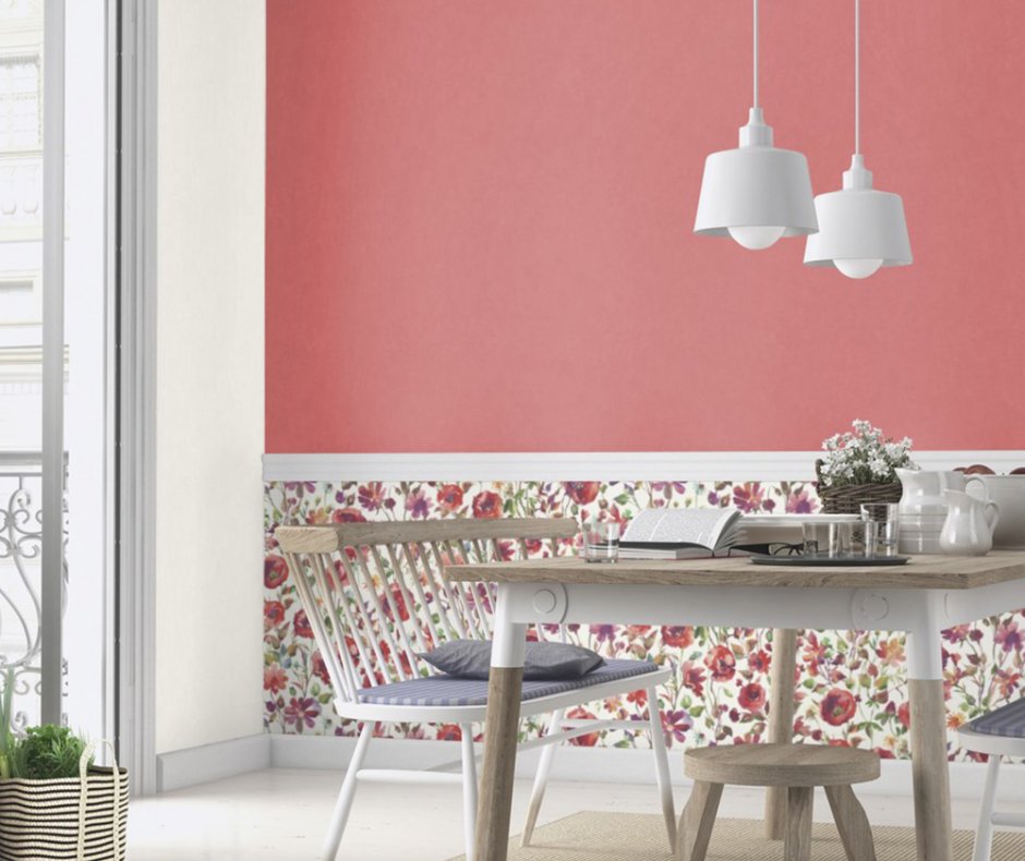 Mustertapete im Esszimmer