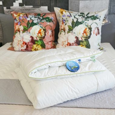 Bettdecke und Bettwäsche