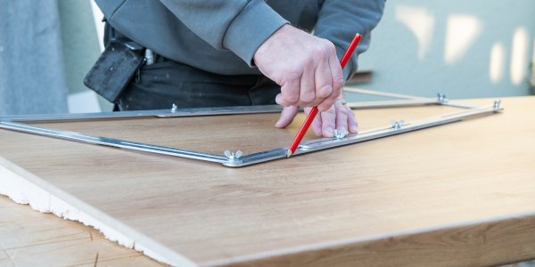 Übertragen einer Schablone auf das neue Stufenelement