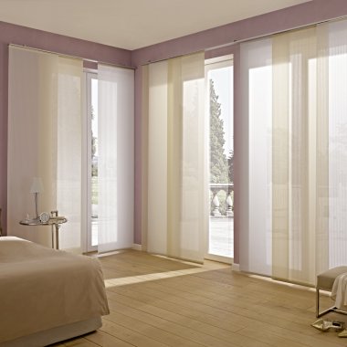 Flächenvorhänge im Schlafzimmer