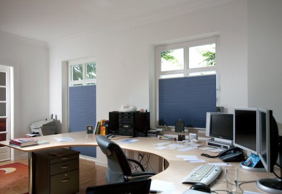 Plissees im Arbeitszimmer