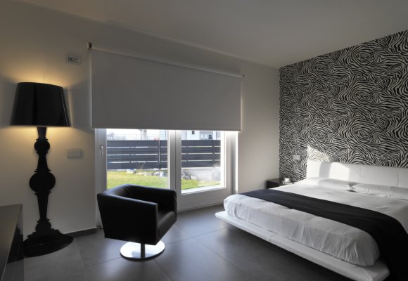 Rollo im Schlafzimmer